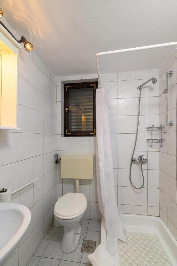 Apartments Katrina Rakalj Экстерьер фото