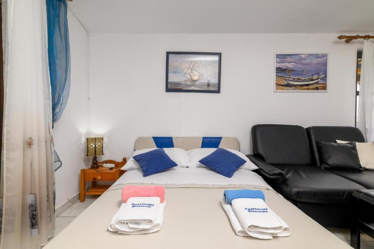 Apartments Katrina Rakalj Экстерьер фото